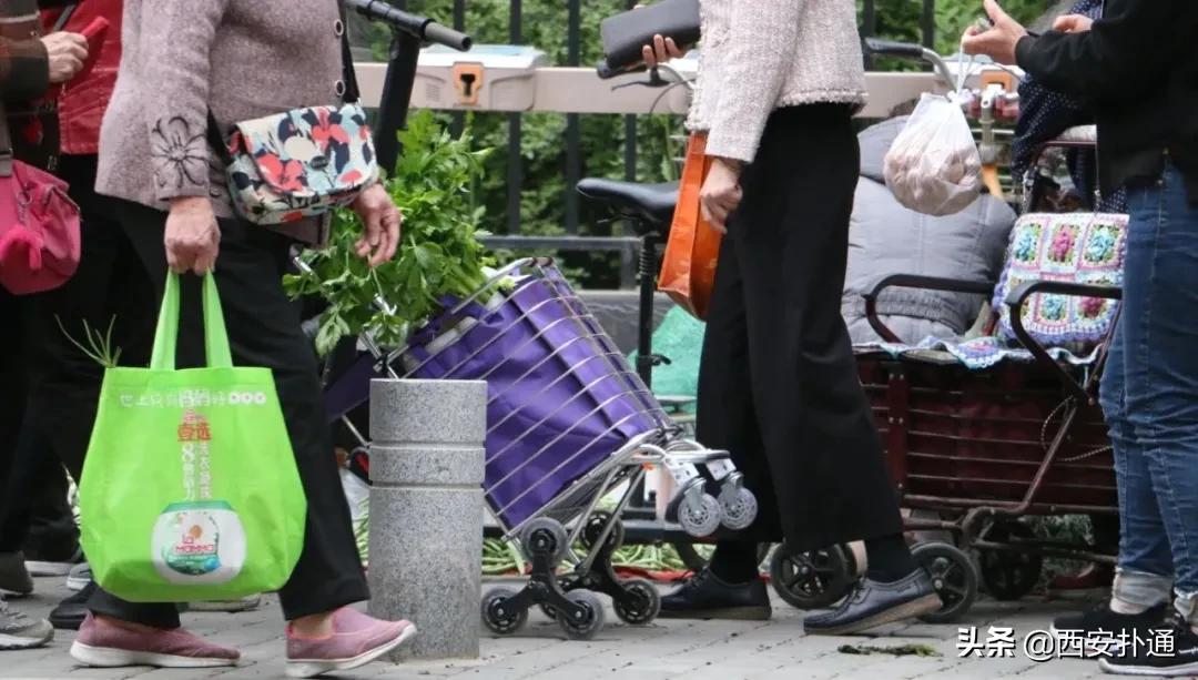 在西安,你一定要逛一次万寿路的早市