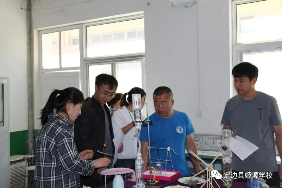 砥砺前行守初心筑梦未来谱华章,砥砺奋进守初心资料