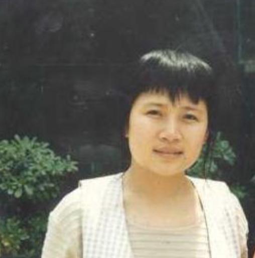 李娜经历了哪些事,李娜的整个人生过程