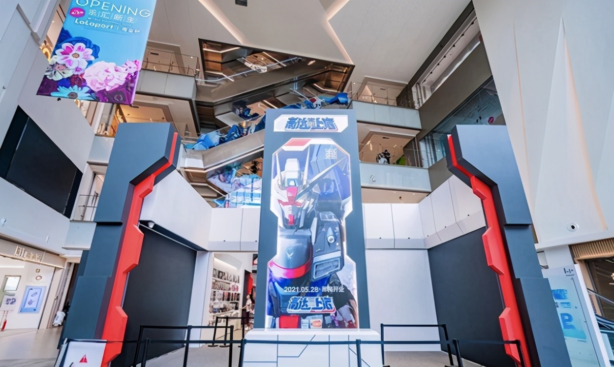 “智惠云”|高颜值才是吸睛利器,探访魔都两大新锐商场