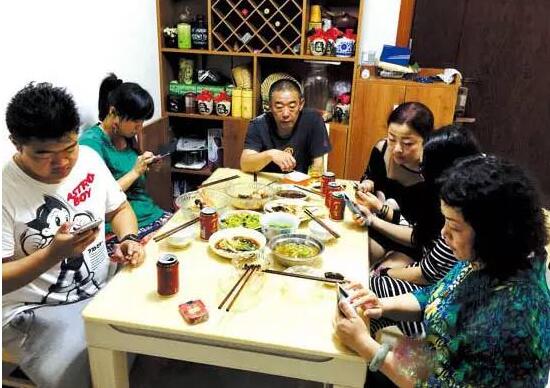 疫情期间父亲喝酒怎么处理,疫情期间与父母吵架的原因