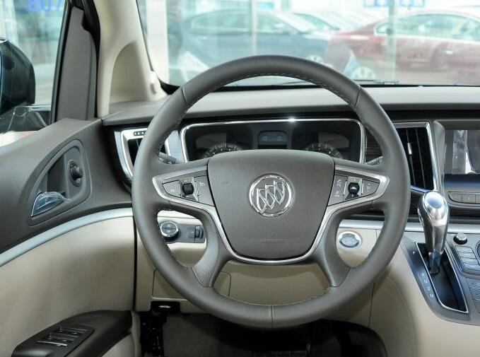 20万公里的二手别克gl8还值得买吗,别克gl8二手该怎么选