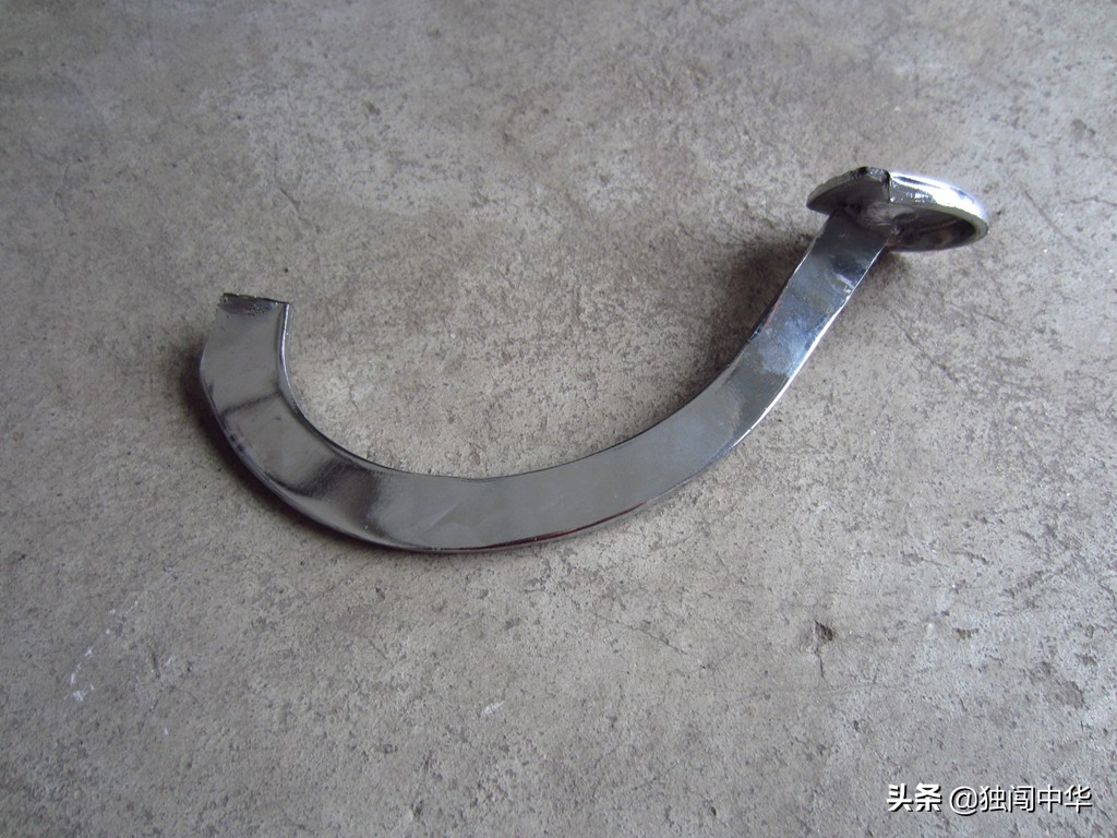 脚舒服了，鞋面也干净了---银钢悍路者300偏三轮换挡杆改前后踩