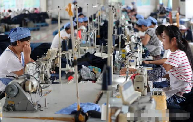 在广州服装厂打工一个月赚13000,广州制衣厂月入2万