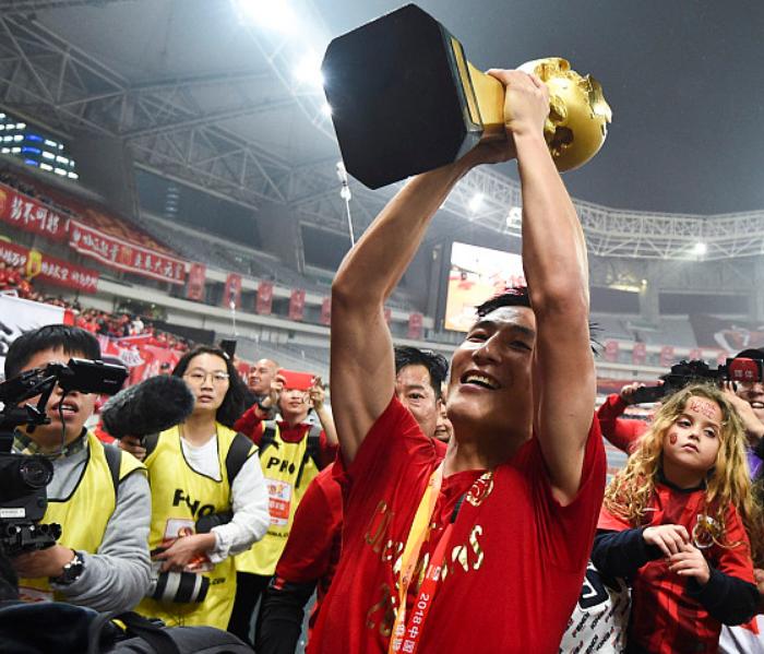 2015中超恒大上港视频,中超广州恒大2比0胜上海上港集锦