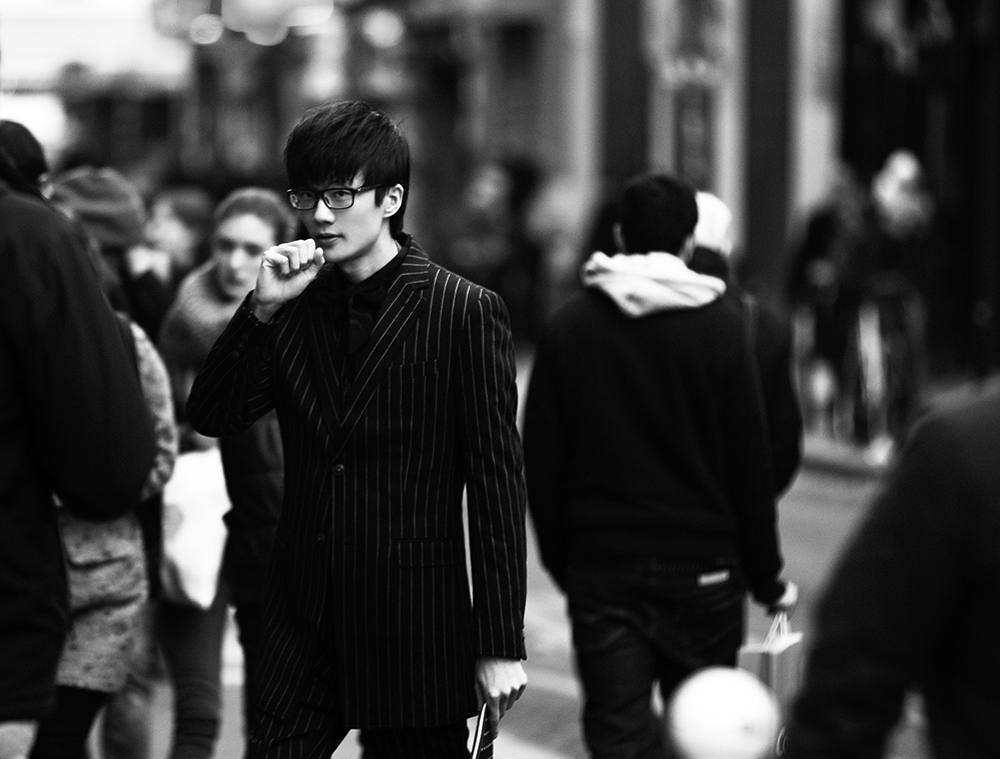 摘掉“有色眼镜”看许嵩:做他的歌迷,真的很惨