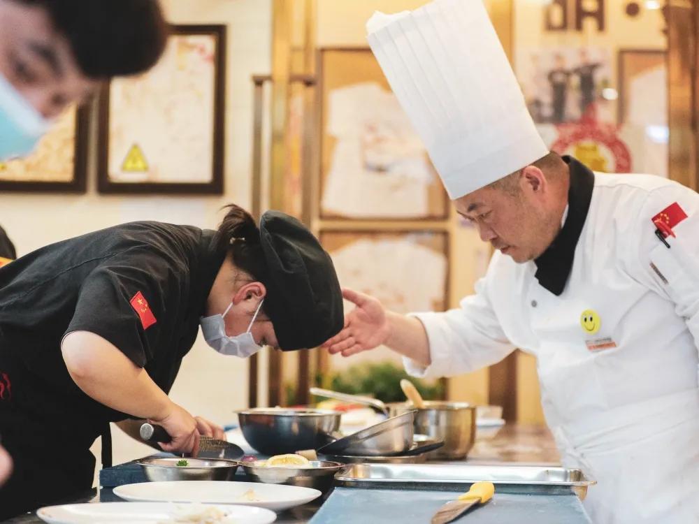 新东方烹饪学校主打学什么好,新东方烹饪教育上海