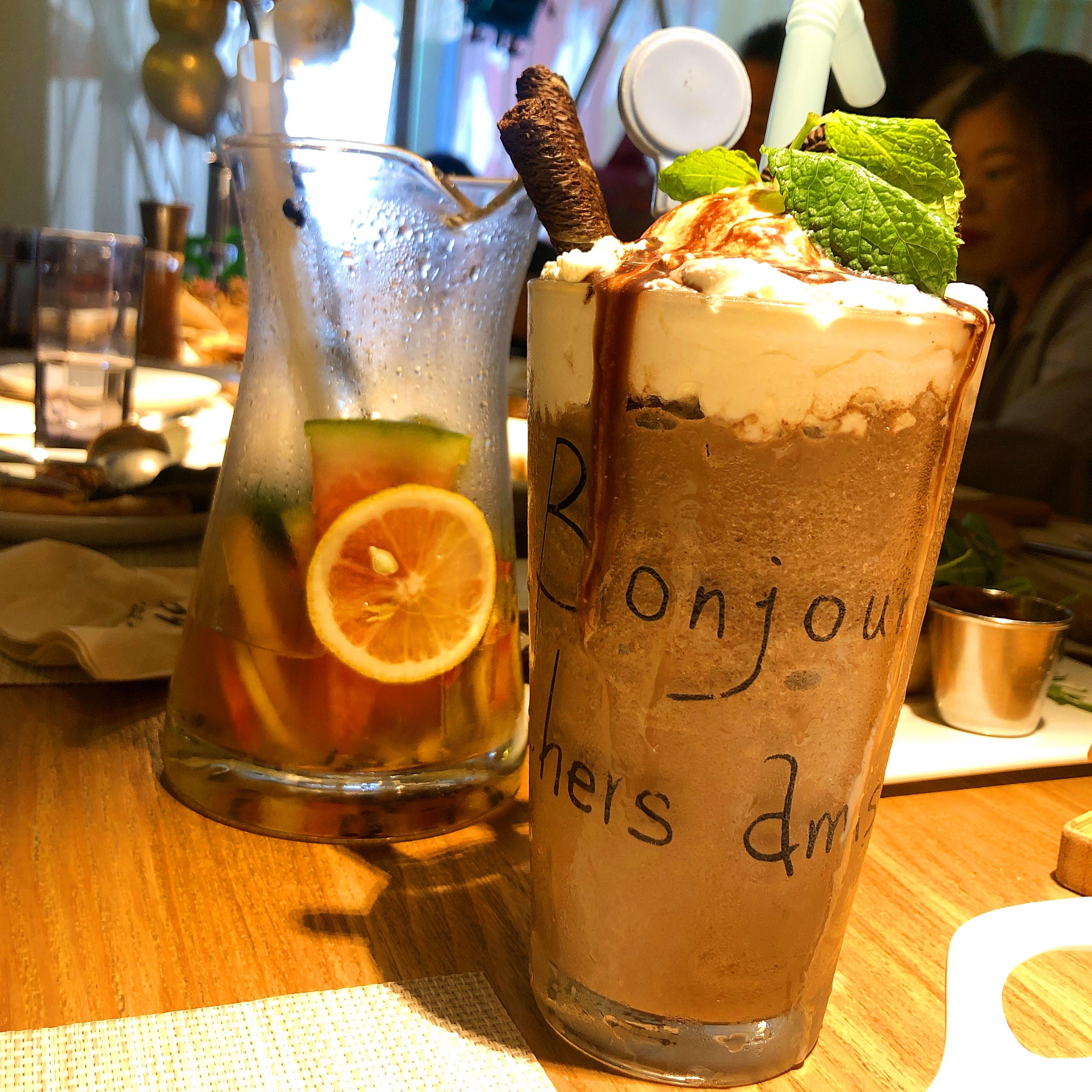 在城市立方泡了一天，发现这4家适合小聚、约会、过生日的餐厅