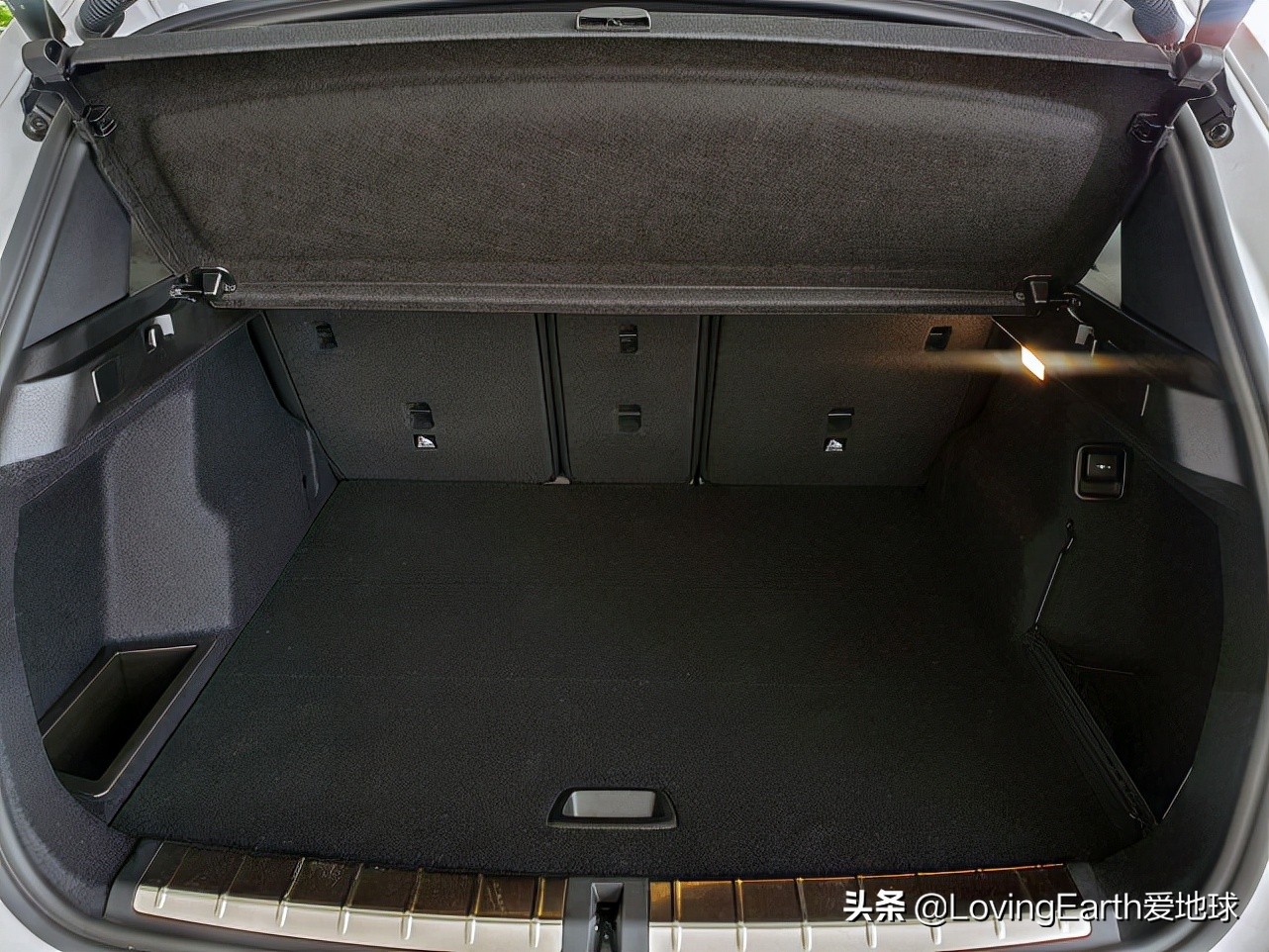 宝马x12012款sdrive18i豪华型,2019款宝马x1sdrive20li测评