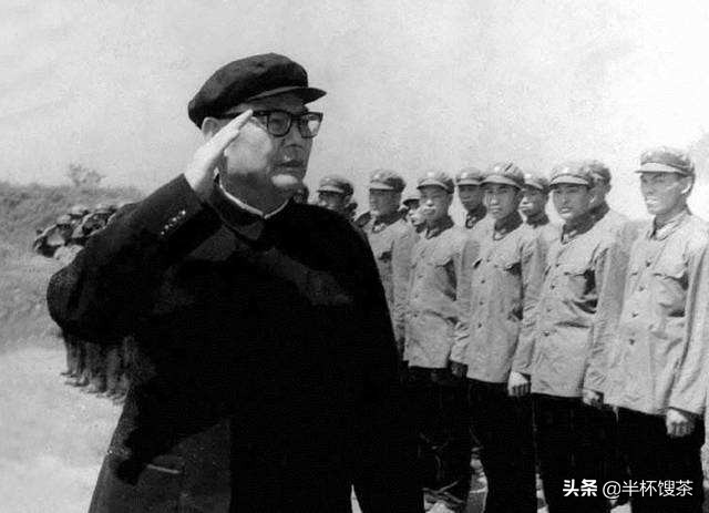 作为元帅，他当之无愧。军事参谋、教育，情报*战统**作用无可替代，