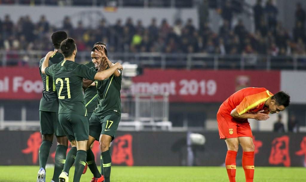 中国男足vs立陶宛首发,终于赢球了