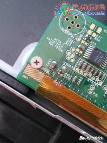 屏边板排线焊接,液晶电视屏边板软排线怎么焊接
