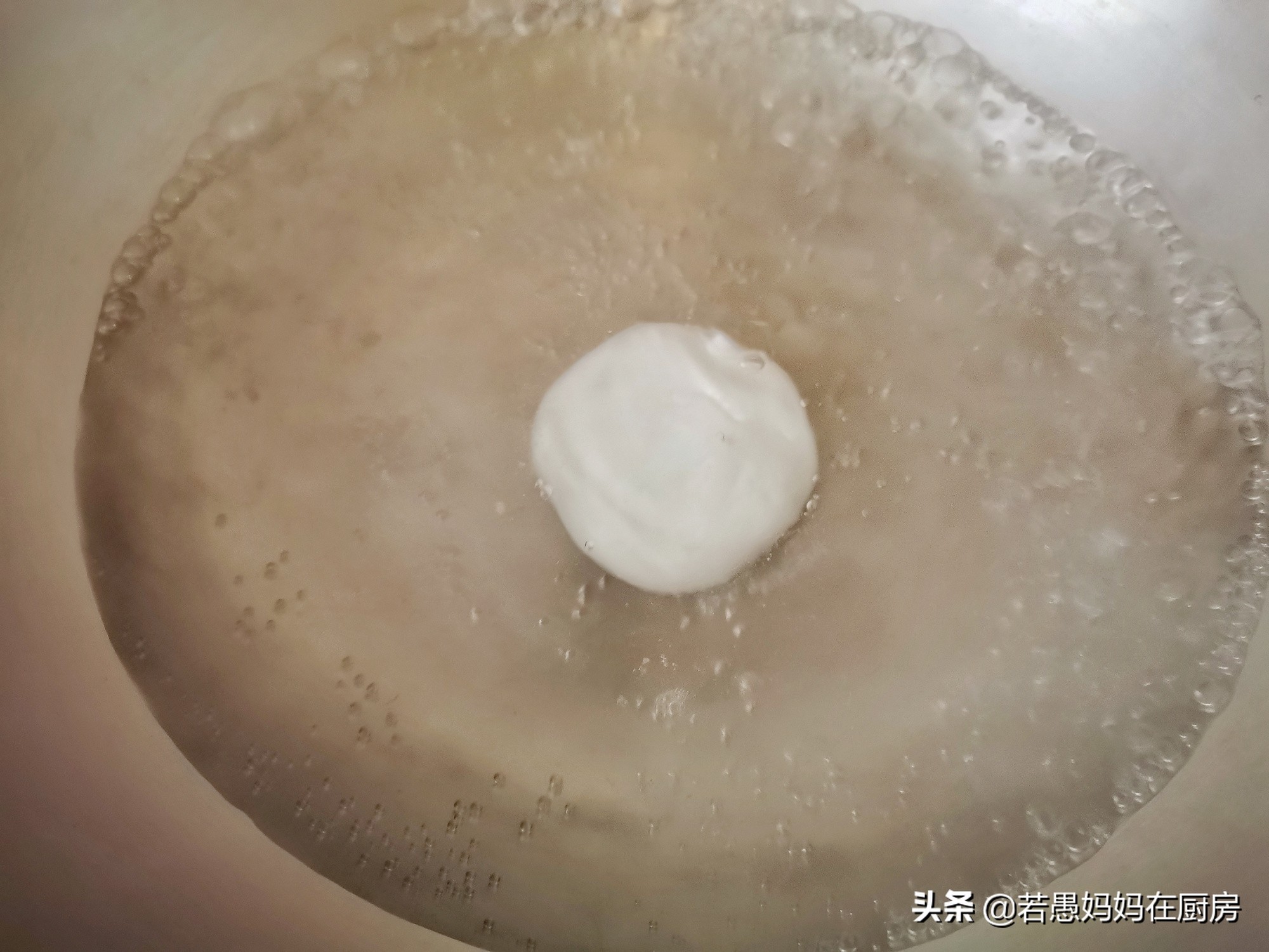 年糕怎么做鲜甜软糯不加枣,年糕太干了怎么做脆皮年糕