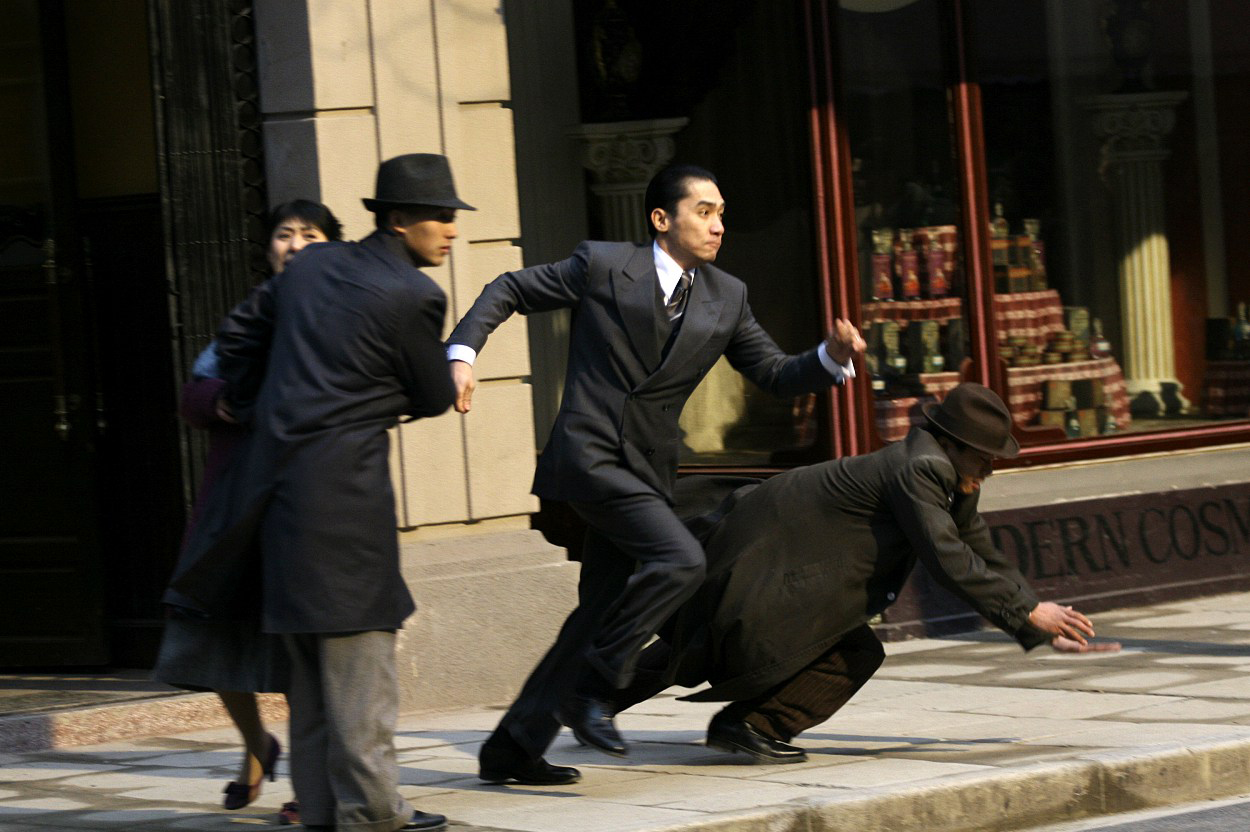 一念之间，葬送了巾帼，成就了女人