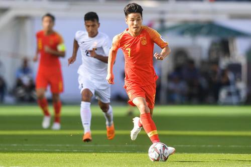 中国足球1-5不敌泰国球迷反应,中国足球队最新比赛消息7比0