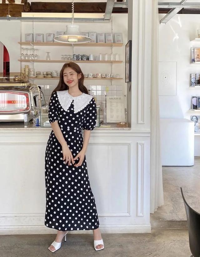 不知怎么搭配衣服?GO,跟着各国时尚博主们学穿搭!