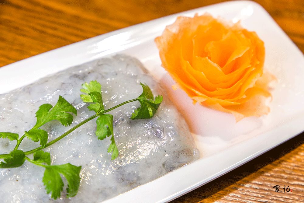 1块钱撸四盘！薄如蝉翼的蝴蝶鱼片，让你一口鲜掉眉毛！