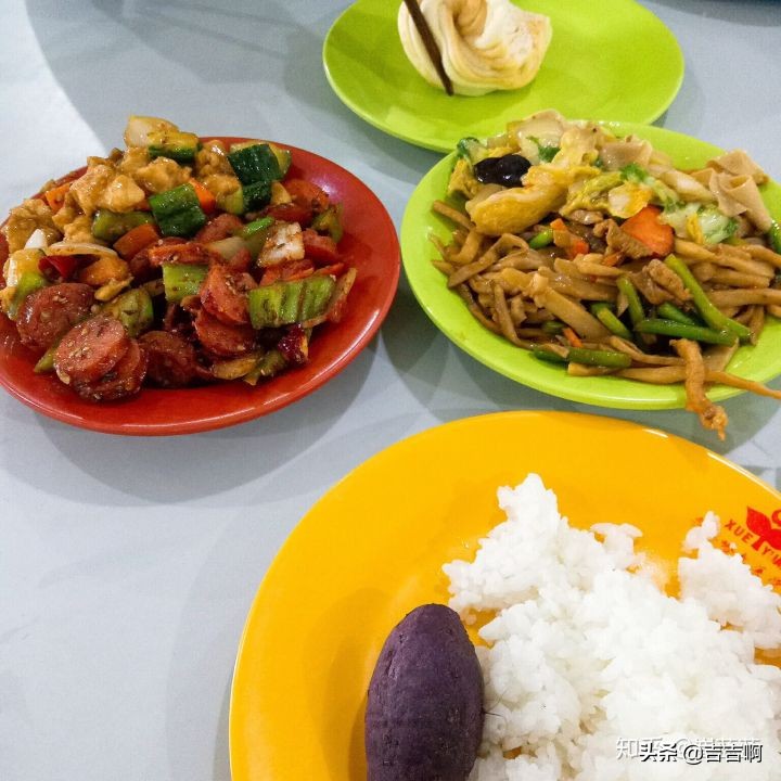 在东北吃饭是一种什么体验,跟东北人吃饭是什么体验