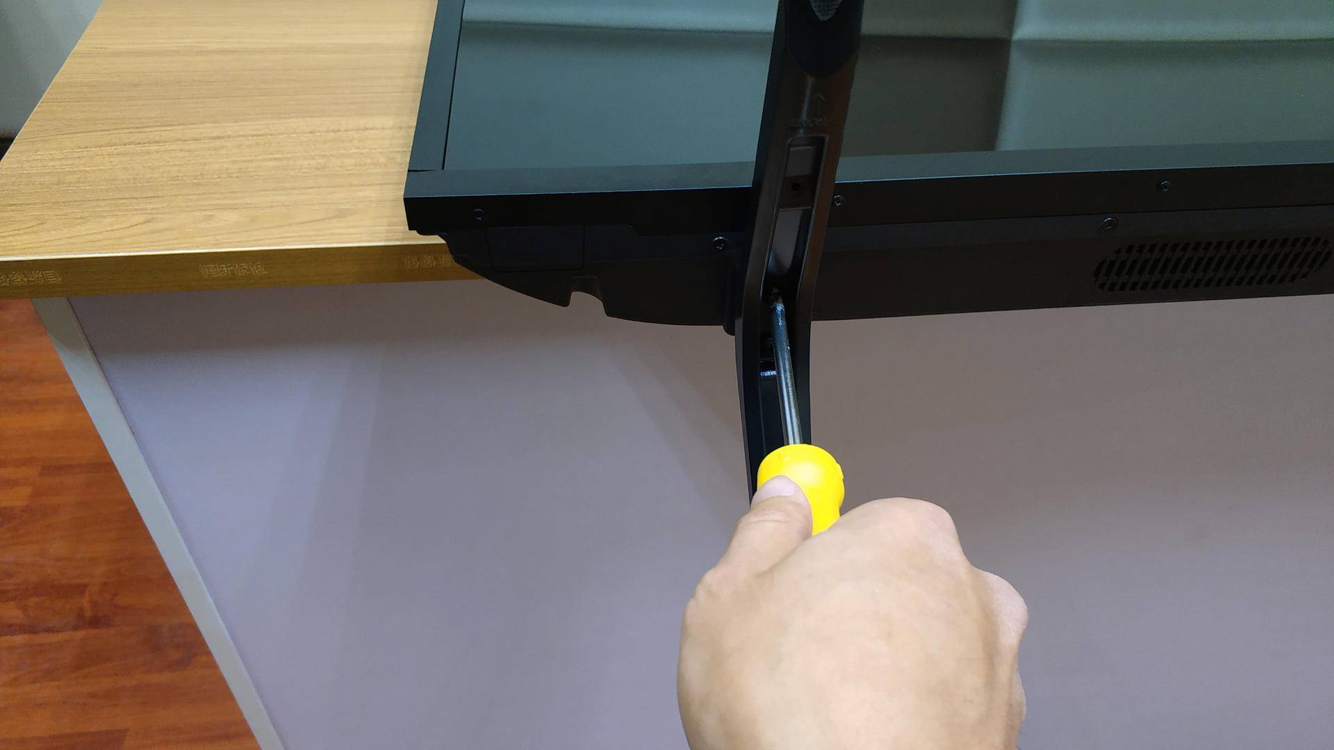 康佳70d电视,康佳65d6寸电视评测