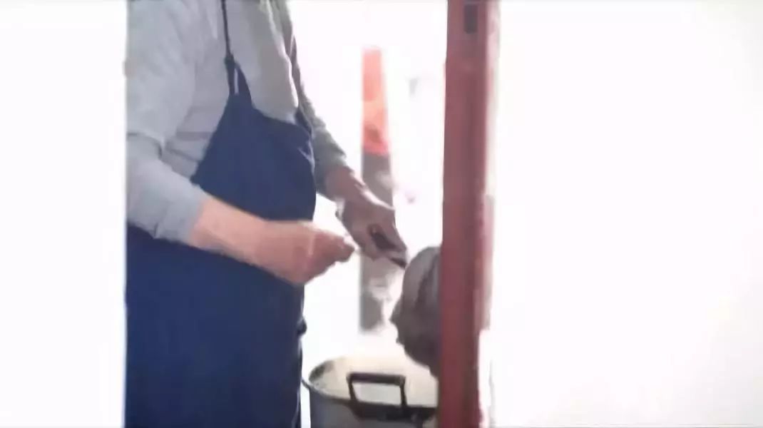 开了三十年的牛肉汤馆,开了十几年的牛杂店