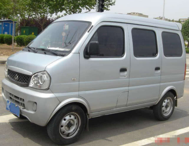 老司机们来说说:面包车一般能用多少年?