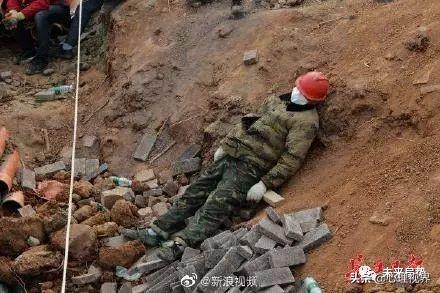 刚刚、曝光这16个人、微信都刷屏了...