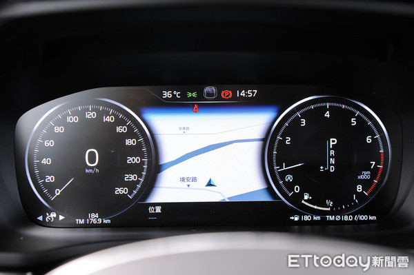 沃尔沃旅行车试驾v60,沃尔沃v60旅行车试驾