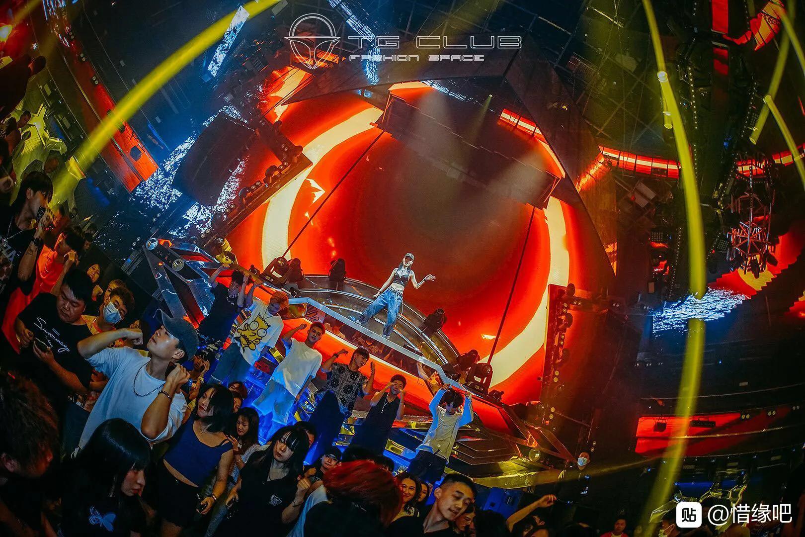 广州网红天宫酒吧广告,天宫酒吧现场视频