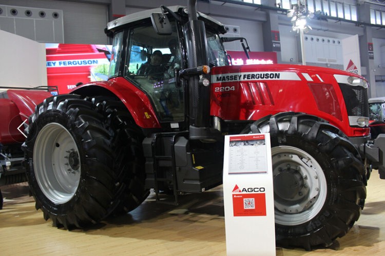 甘肃农用四驱拖拉机厂家报价,甘肃大马力拖拉机推荐报价