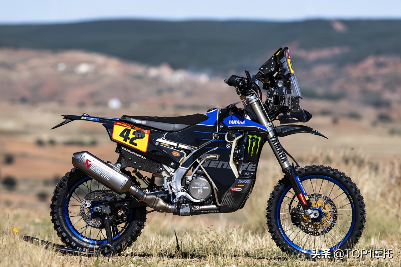 有鸟嘴的adv,adv探险和拉力区别