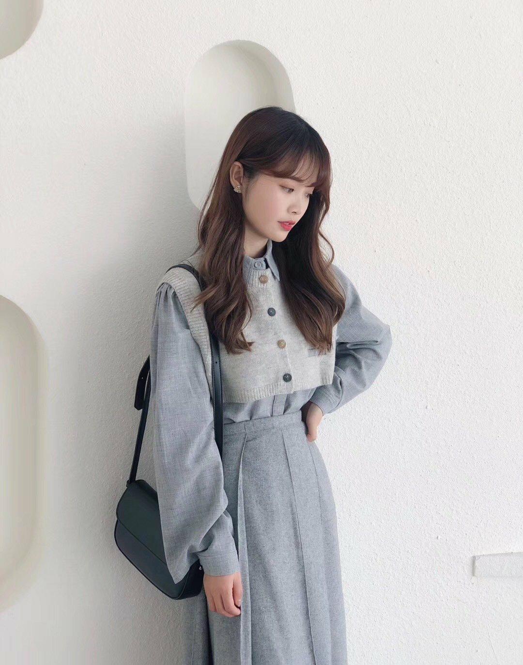 韩国小姐姐夏季穿搭look,可爱的韩国小姐姐教你怎么学穿搭