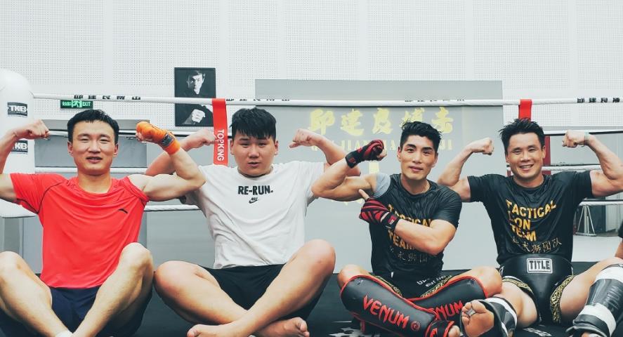 邱建良ko李小龙视频,邱建良模仿李小龙