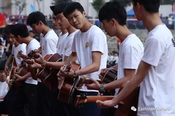 提高和弦转换速度,如何提高拨片的演奏速度