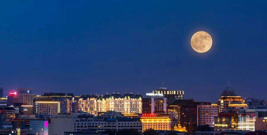 疫情防控的关键时刻,情人节如何度过既不添堵又更有意义?