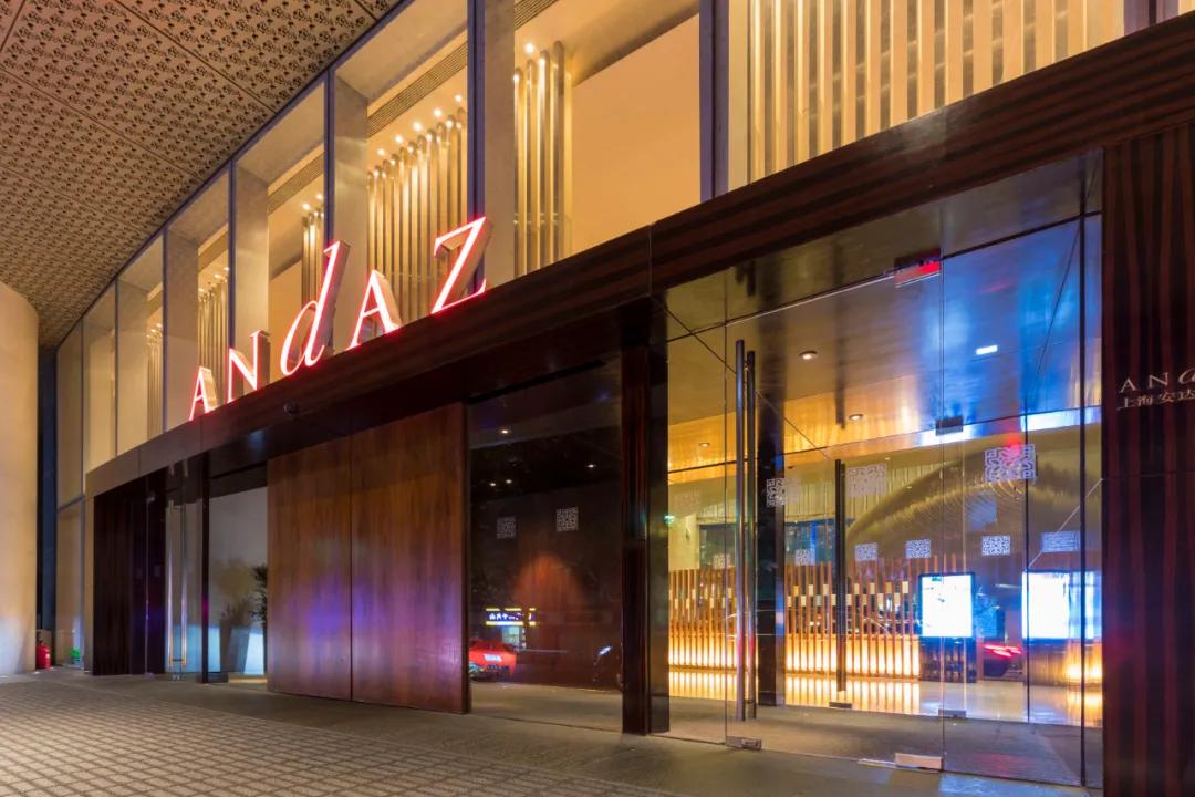 淮海路“红牌”倾城出动，回顾TA的精彩8小时