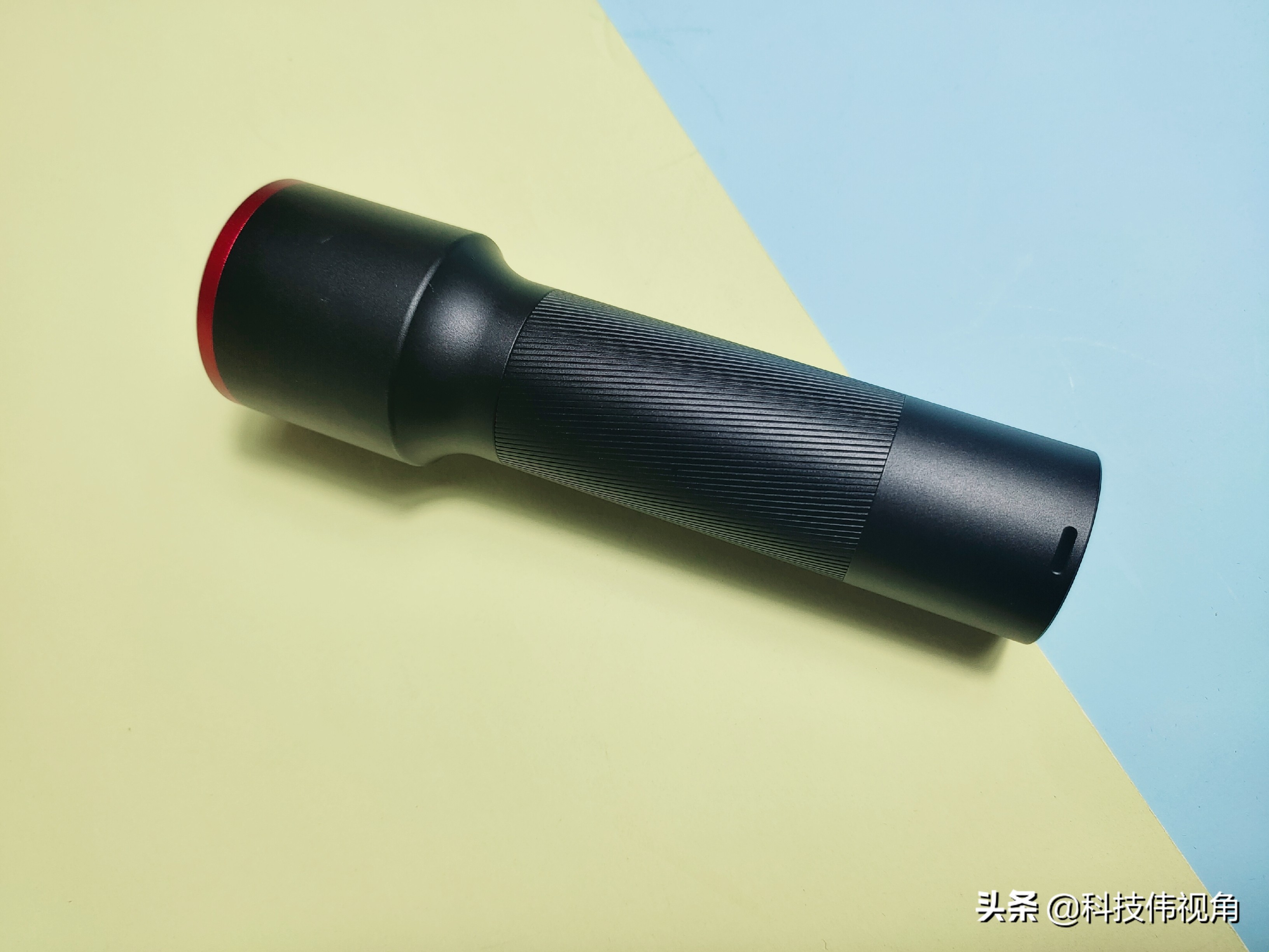 极蜂手电筒f10更换玻璃,探路蜂强光手电筒