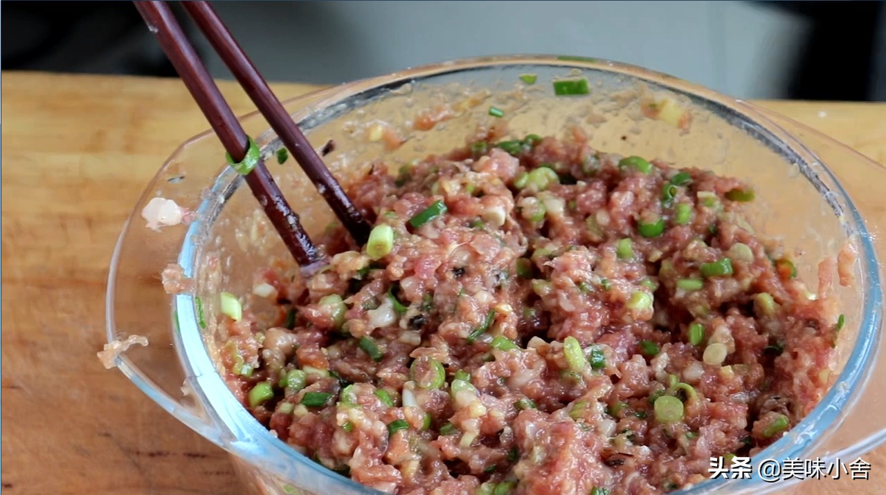 教你在家做水煎包，详细讲解从包到煎全过程，做法超简单