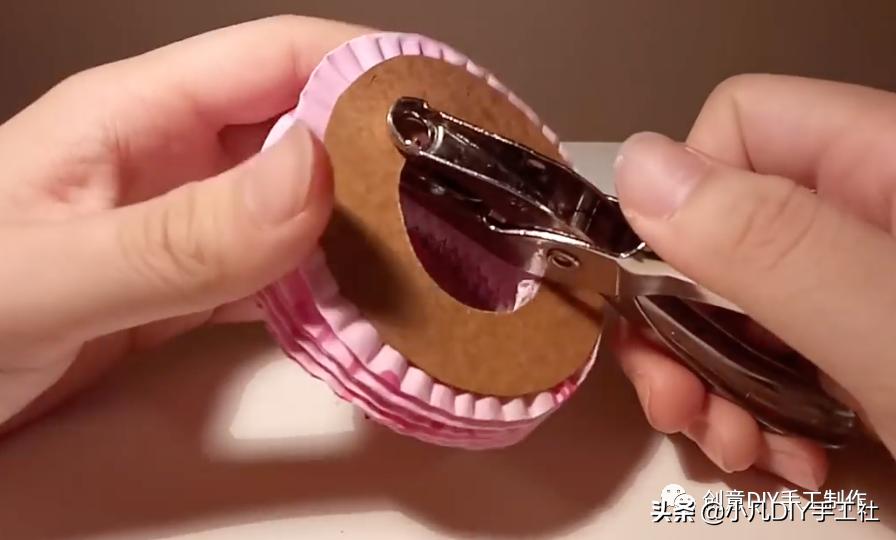 中秋节简单小灯笼又好看,中秋节最简单的灯笼不用纸