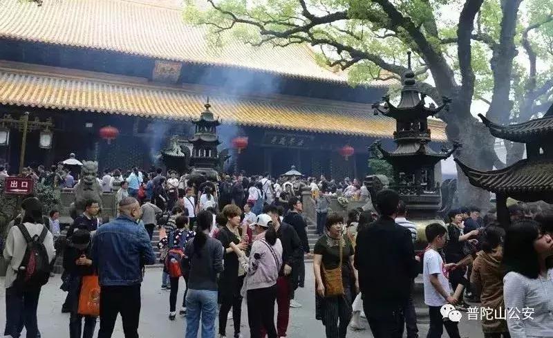 春节进出游客突破90万，普陀山旅游警察完成“平安大考”