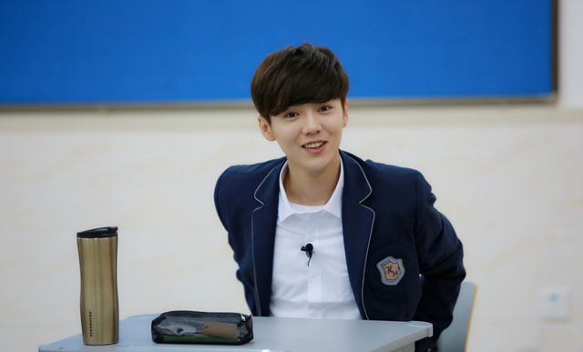 初中男生自认为很酷的3个行为,盘点男生自以为很帅的动作