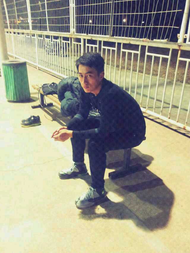 这些年球鞋,这些年穿坏的篮球鞋子