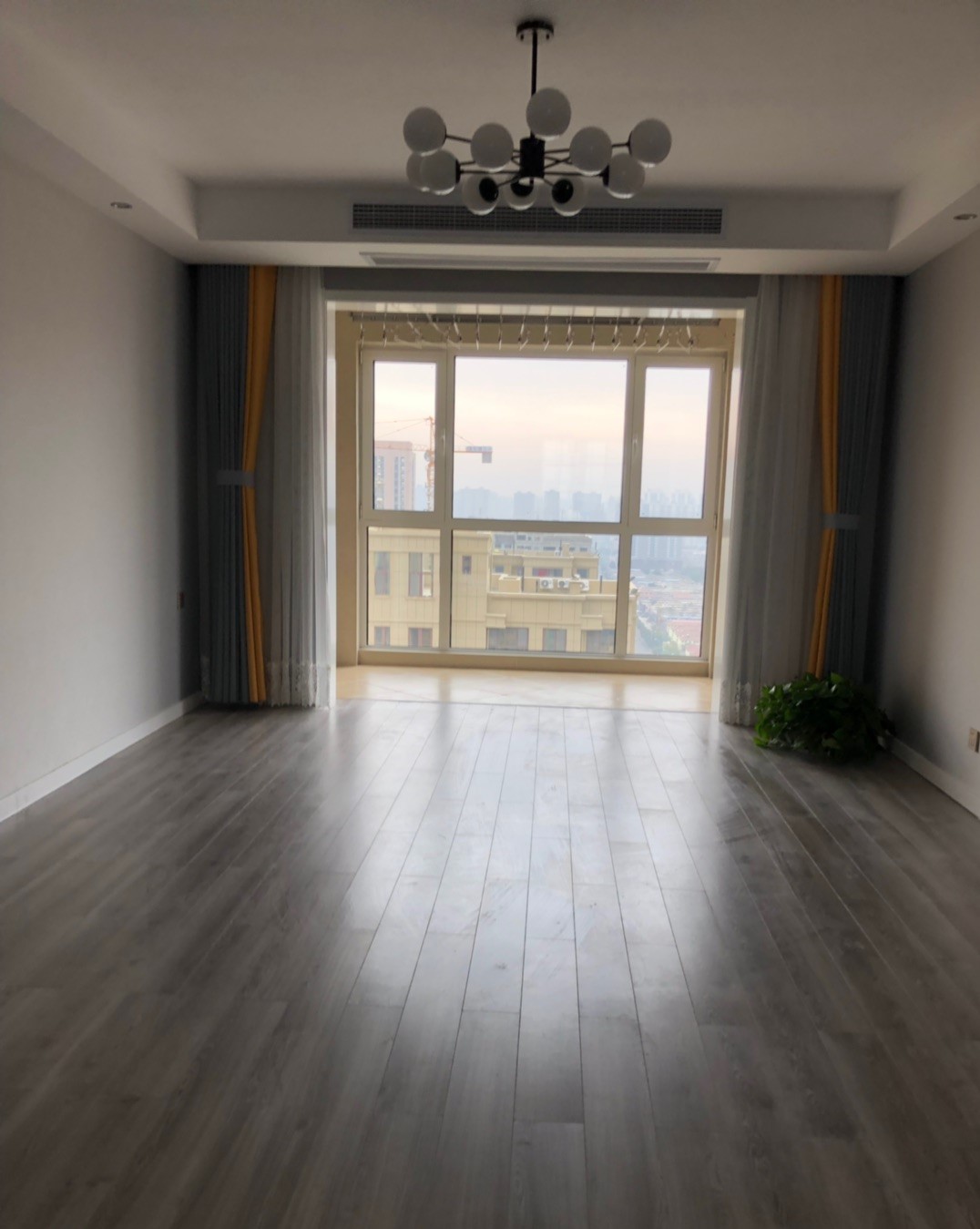 104平方装修花5万左右,100平装修花了24万