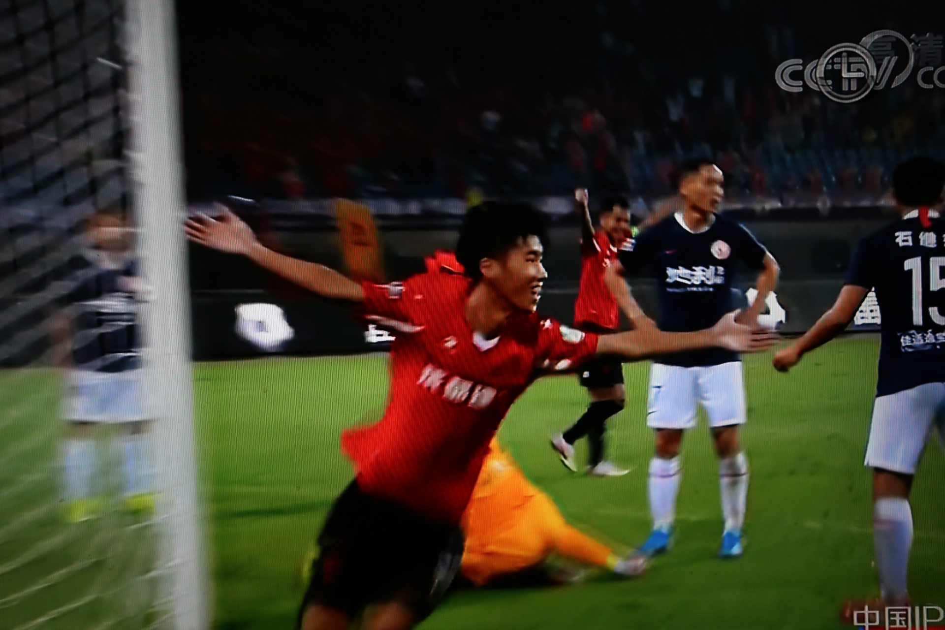 魏群四连跳中超,魏群姚夏离开成都蓉城了吗