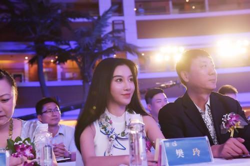 因一张照片一夜爆红的明星,因照片意外走红的人