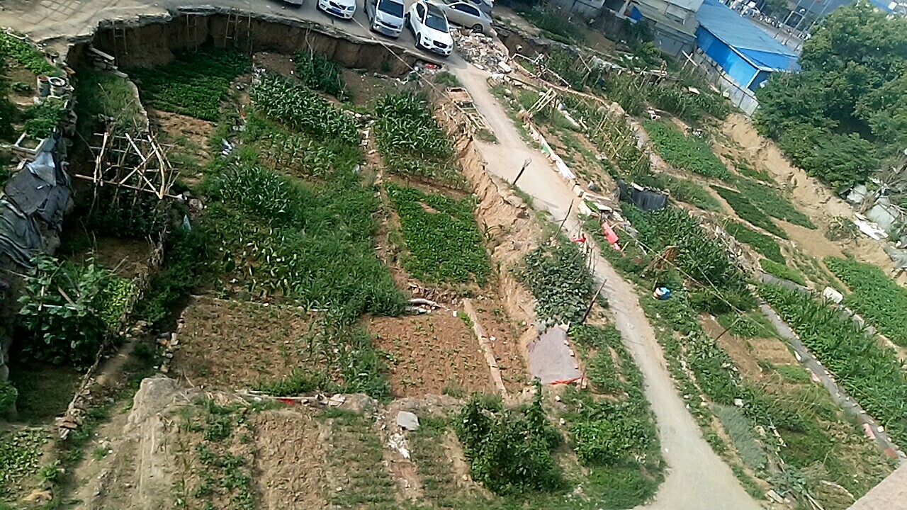 南阳大量楼盘烂尾有的逾期4年,南阳烂尾楼盘最新报道