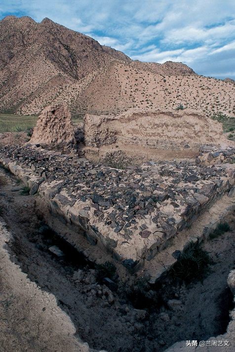 鬼吹灯之九层妖塔是哪一部,鬼吹灯里有两座九层妖塔