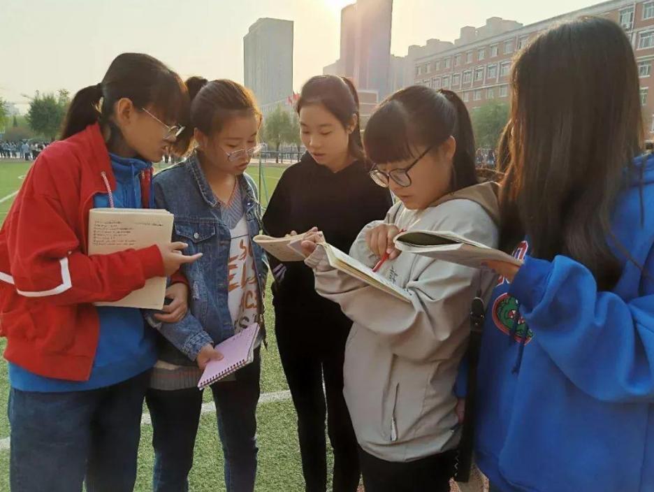 哈工大计算机和华科计算机专业,哈工大计算机专业就业方向和前景