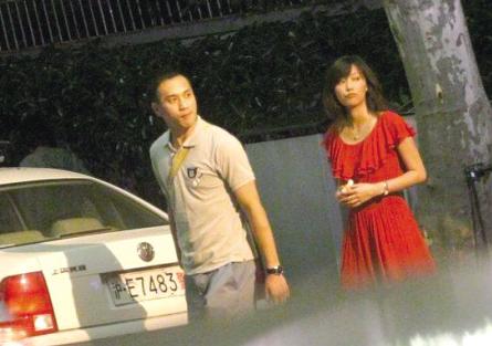 徐静蕾否认已婚传闻,徐静蕾叫板原配