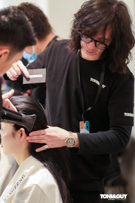 TONIGUYx上海时装周，创意与高定的魅力碰撞