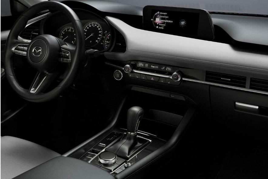 全新马自达3上市售价11.59-16.89万，加配又加长，与思域正面刚